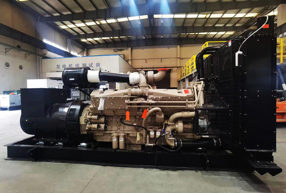 1000kva Cummins Container Diesel Generator Set 3 Phase Với 20 năm kinh nghiệm